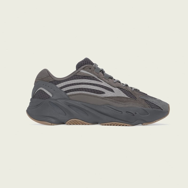 adidas yeezy boost 700 v2椰子 深色 265
